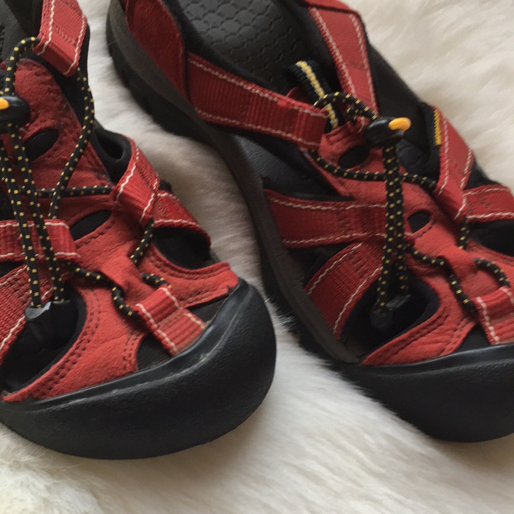 KEEN WOMEN SANDALS SIZE 6.5 - Picture 3 of 5